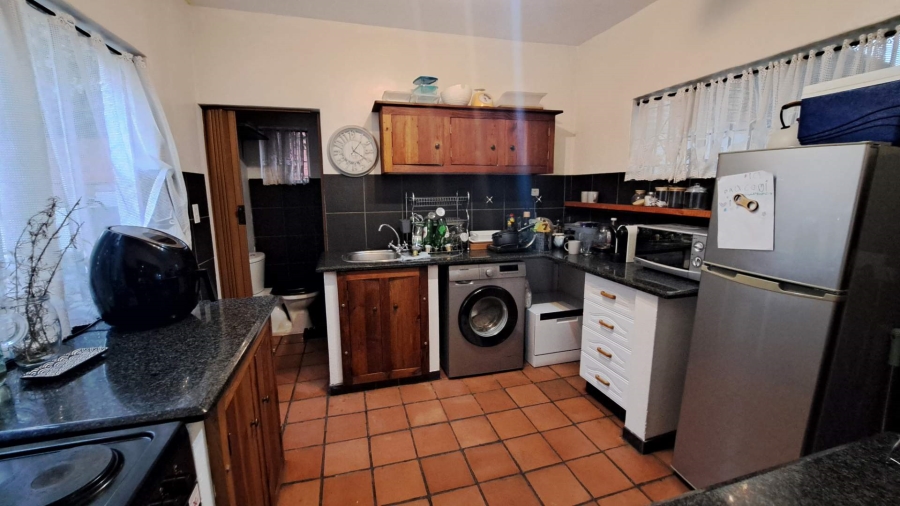 To Let 1 Bedroom Property for Rent in Robindale Gauteng