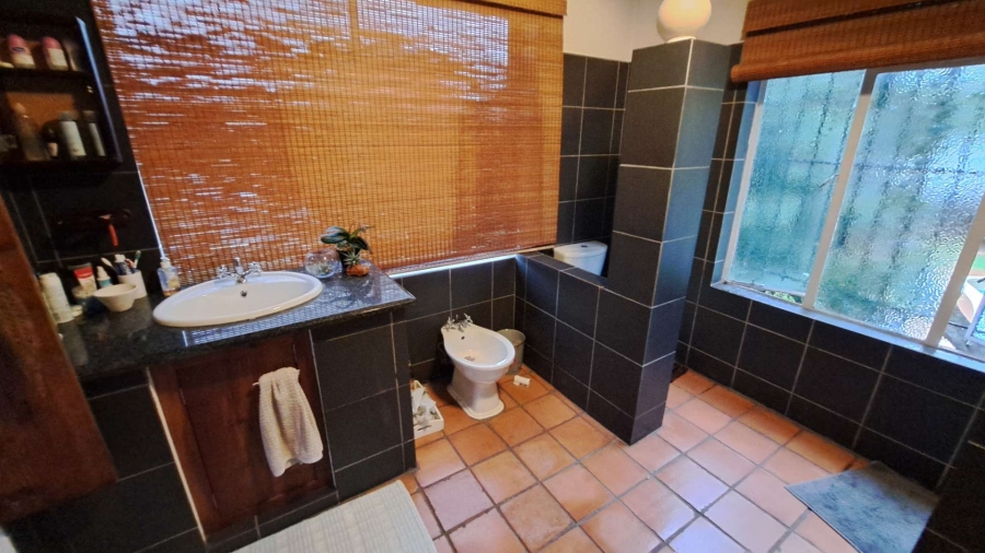 To Let 1 Bedroom Property for Rent in Robindale Gauteng