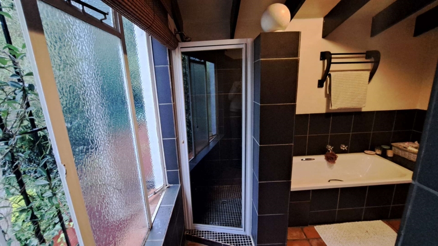 To Let 1 Bedroom Property for Rent in Robindale Gauteng