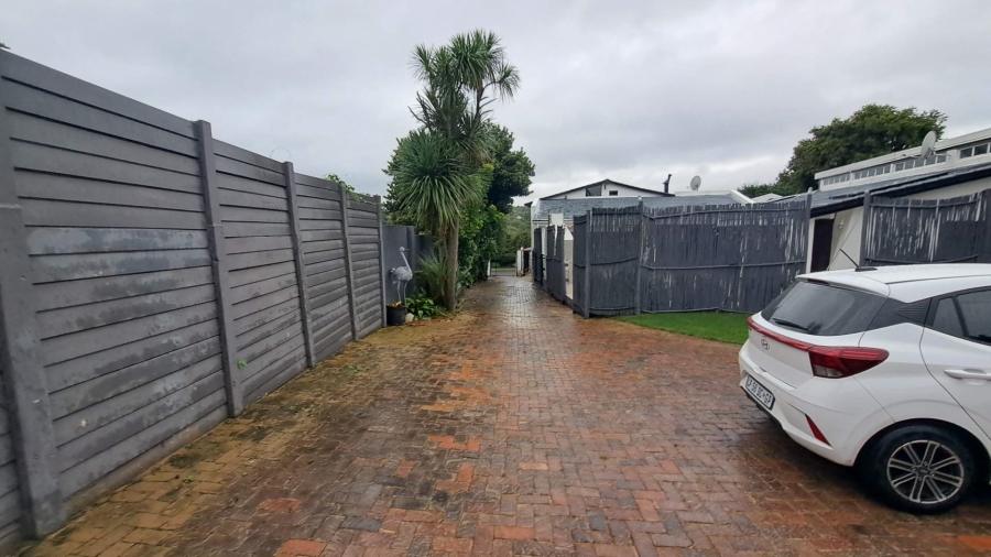 To Let 1 Bedroom Property for Rent in Robindale Gauteng
