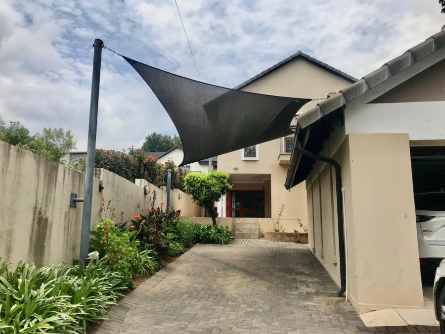 To Let 3 Bedroom Property for Rent in Ferndale Gauteng