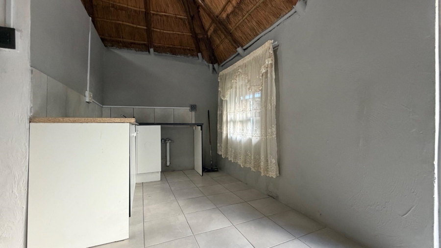 To Let 1 Bedroom Property for Rent in Sunward Park Gauteng