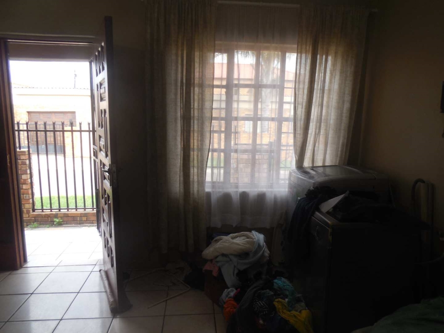 2 Bedroom Property for Sale in Eersterust Gauteng