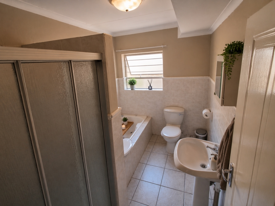 3 Bedroom Property for Sale in Murrayfield Gauteng