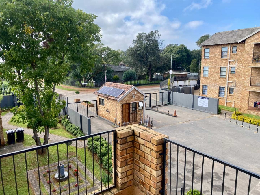 2 Bedroom Property for Sale in Princess A H Gauteng