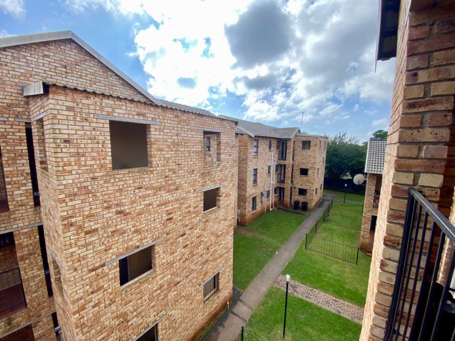 2 Bedroom Property for Sale in Princess A H Gauteng