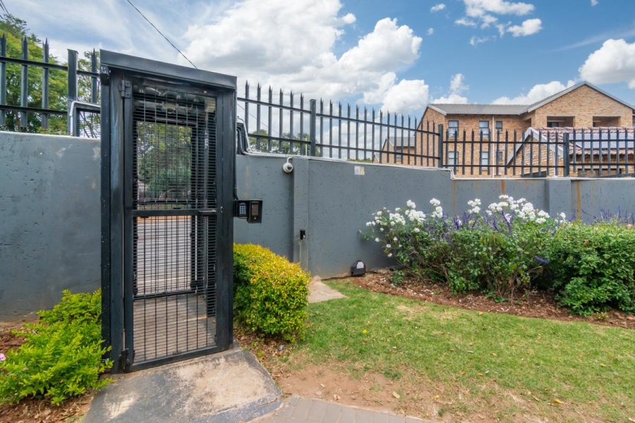 2 Bedroom Property for Sale in Princess A H Gauteng