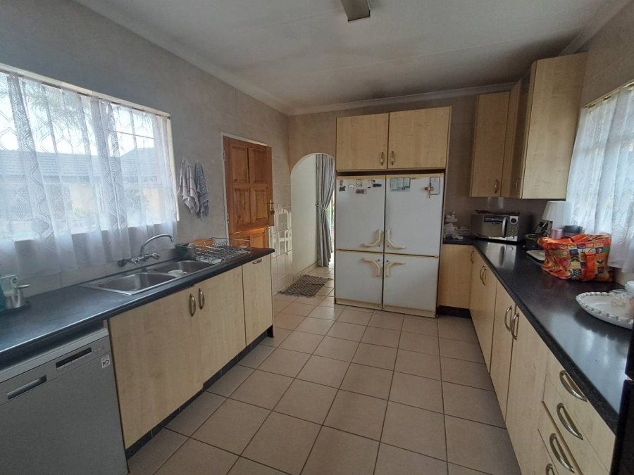 5 Bedroom Property for Sale in Mayfield Gauteng