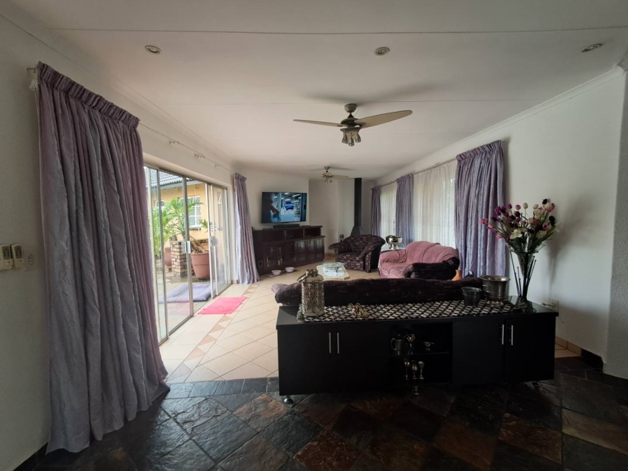 5 Bedroom Property for Sale in Mayfield Gauteng
