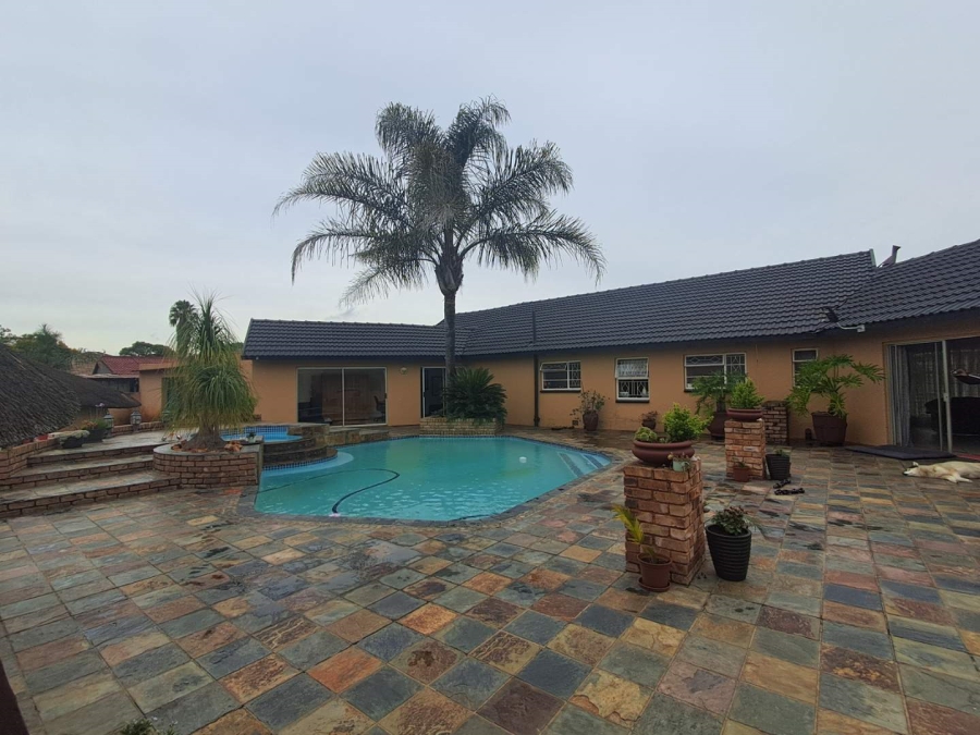 5 Bedroom Property for Sale in Mayfield Gauteng