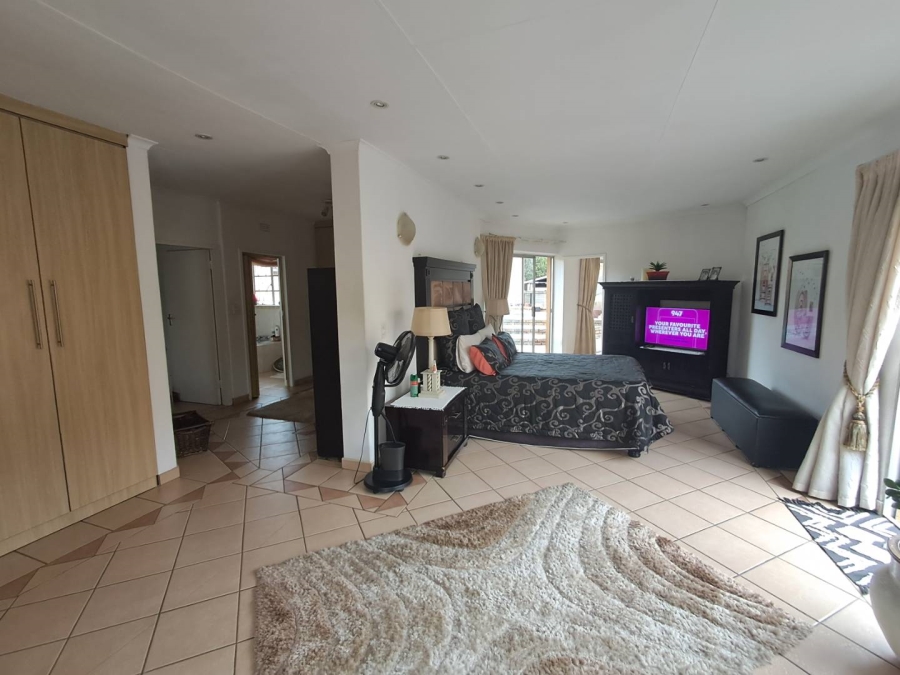 5 Bedroom Property for Sale in Mayfield Gauteng