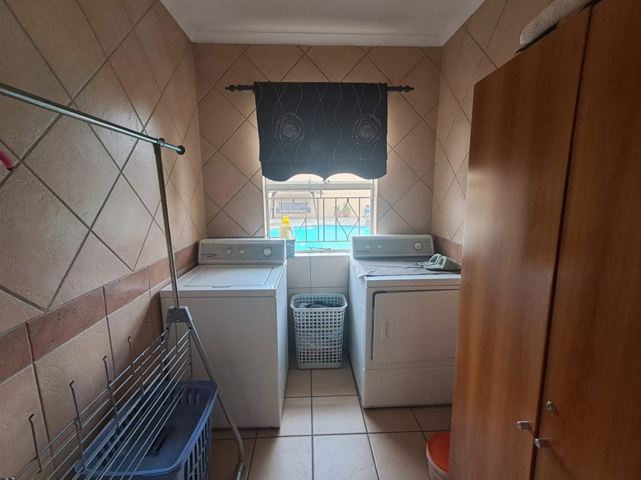 5 Bedroom Property for Sale in Mayfield Gauteng