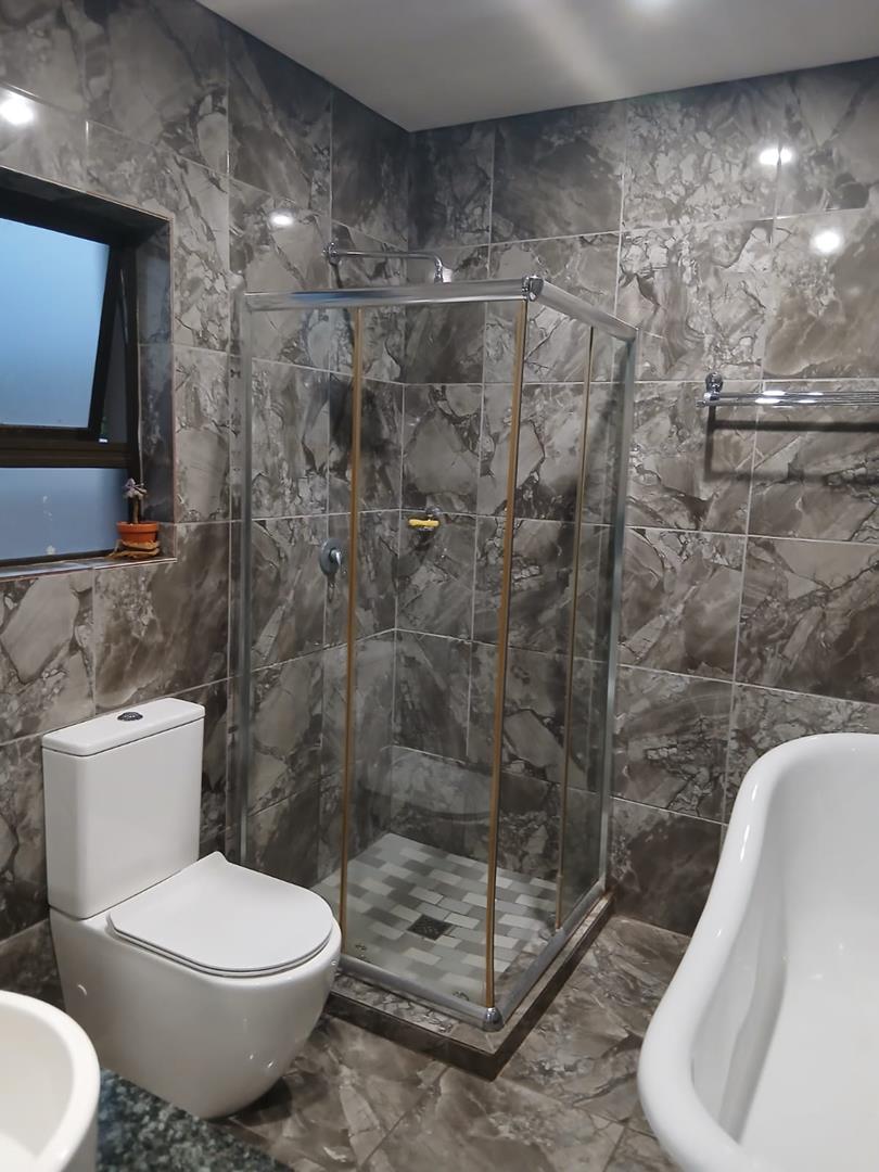 7 Bedroom Property for Sale in The Hill Gauteng