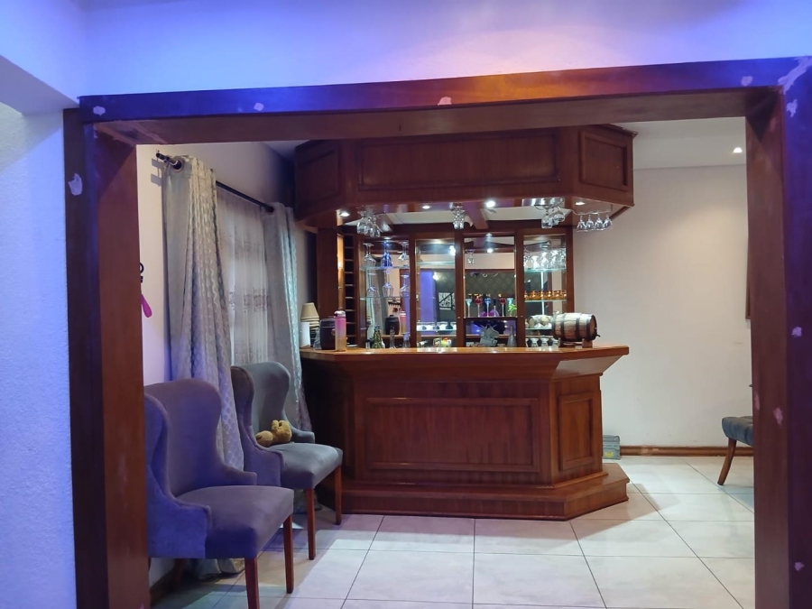 7 Bedroom Property for Sale in The Hill Gauteng
