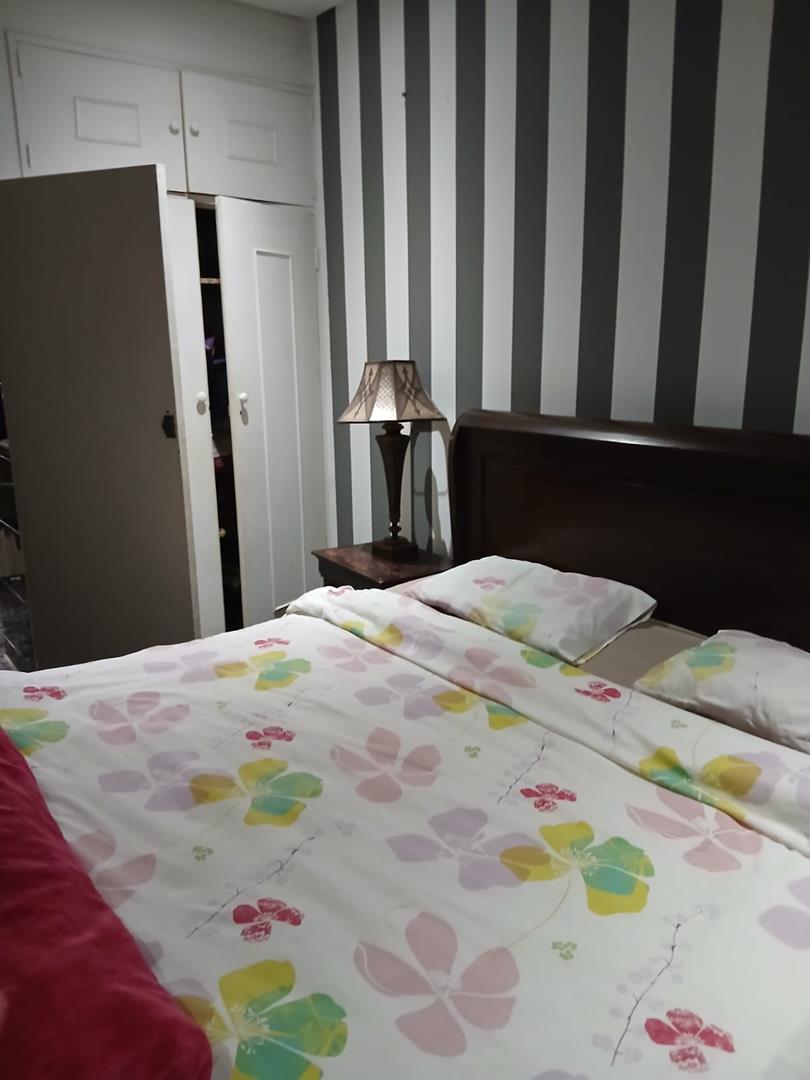 7 Bedroom Property for Sale in The Hill Gauteng