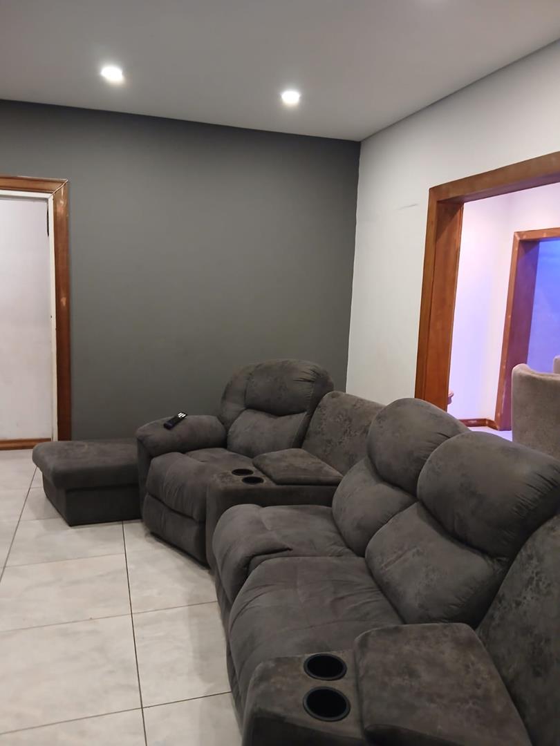 7 Bedroom Property for Sale in The Hill Gauteng