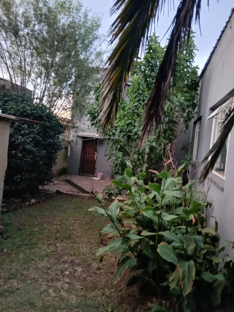 7 Bedroom Property for Sale in The Hill Gauteng
