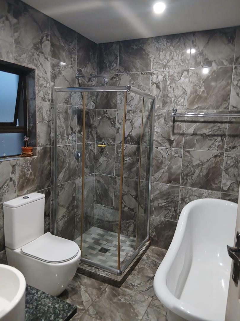 7 Bedroom Property for Sale in The Hill Gauteng