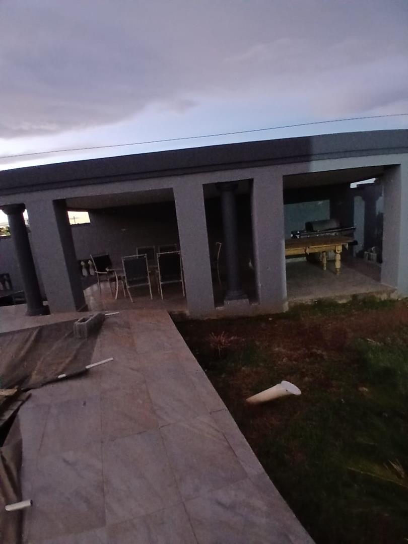 7 Bedroom Property for Sale in The Hill Gauteng