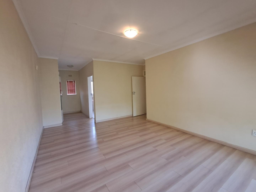 6 Bedroom Property for Sale in Kibler Park Gauteng