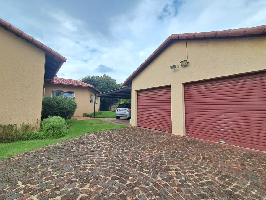 3 Bedroom Property for Sale in Brackenhurst Gauteng