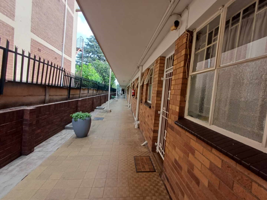 2 Bedroom Property for Sale in Savoy Estate Gauteng