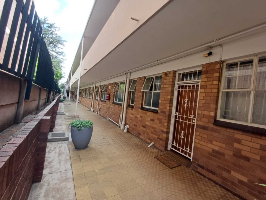 2 Bedroom Property for Sale in Savoy Estate Gauteng