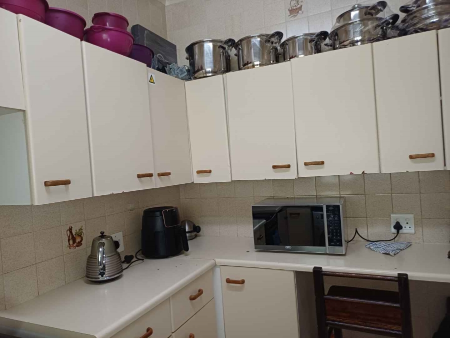 2 Bedroom Property for Sale in Savoy Estate Gauteng