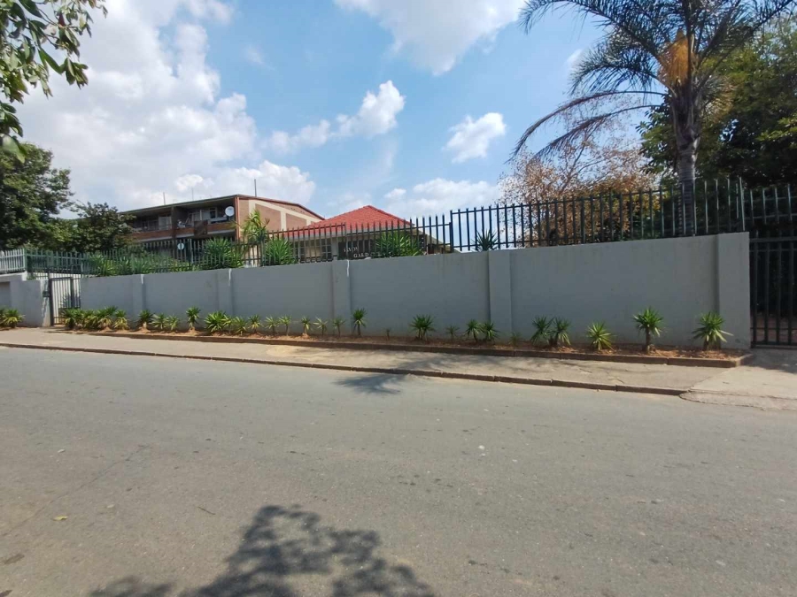 2 Bedroom Property for Sale in Savoy Estate Gauteng