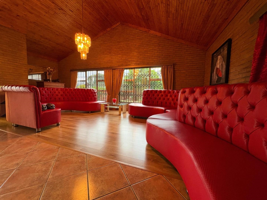 4 Bedroom Property for Sale in Risiville Gauteng