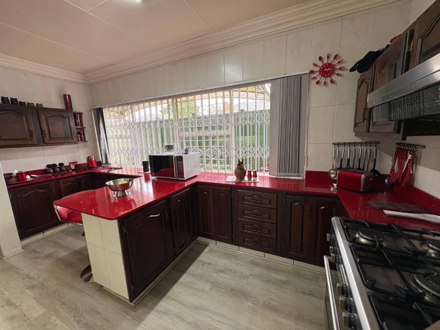 4 Bedroom Property for Sale in Risiville Gauteng