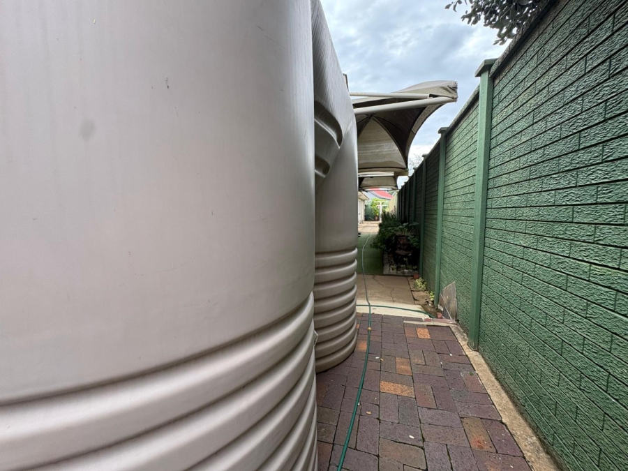 4 Bedroom Property for Sale in Risiville Gauteng