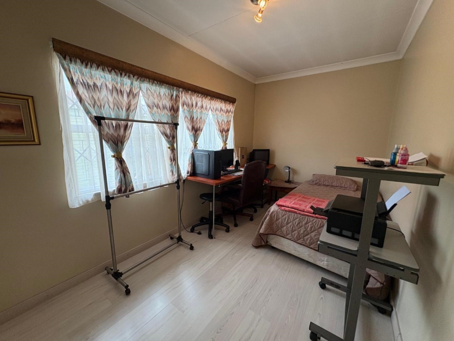 4 Bedroom Property for Sale in Risiville Gauteng