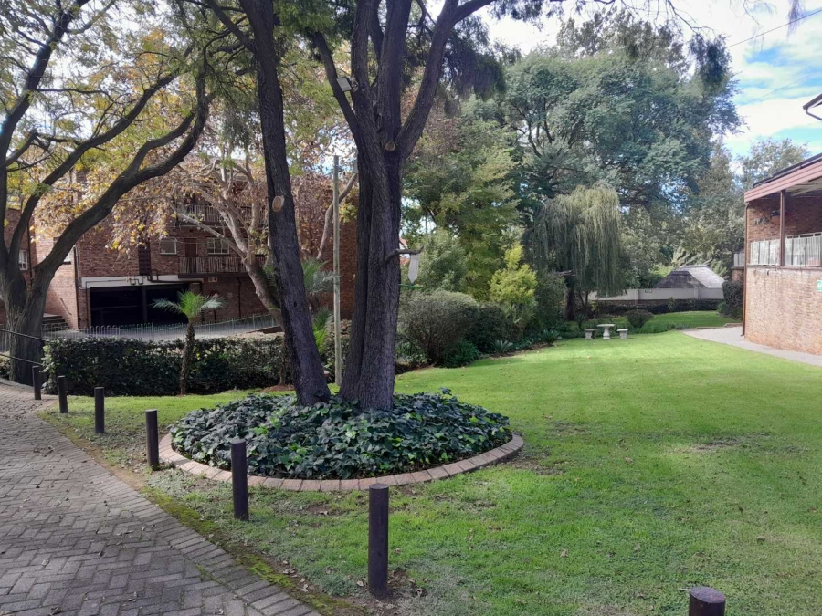 3 Bedroom Property for Sale in South Crest Gauteng