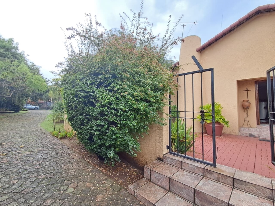 3 Bedroom Property for Sale in Brackenhurst Gauteng