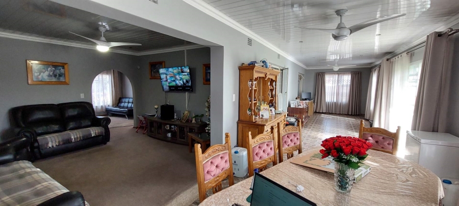 3 Bedroom Property for Sale in Brackenhurst Gauteng