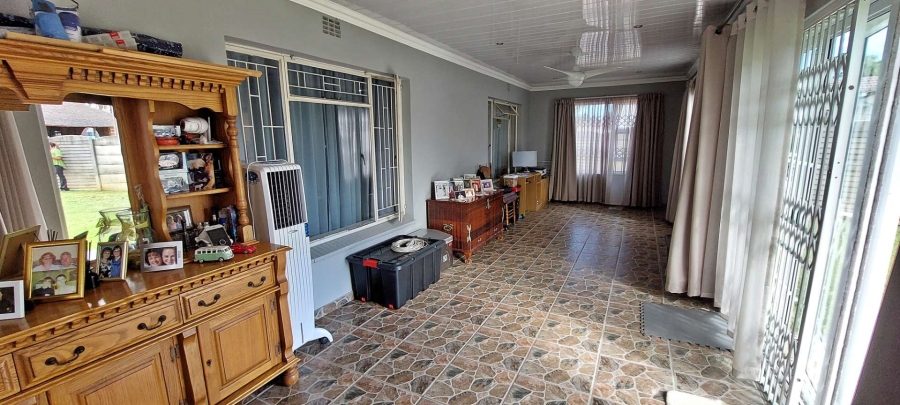 3 Bedroom Property for Sale in Brackenhurst Gauteng