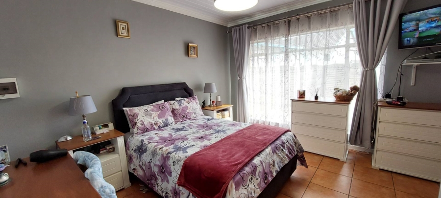 3 Bedroom Property for Sale in Brackenhurst Gauteng