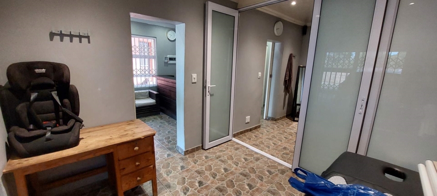 3 Bedroom Property for Sale in Brackenhurst Gauteng