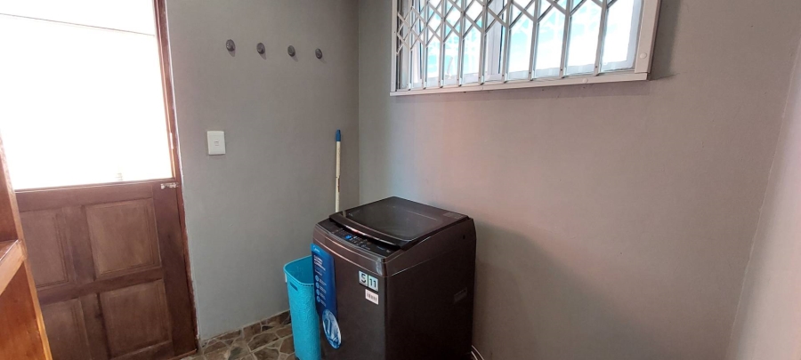 3 Bedroom Property for Sale in Brackenhurst Gauteng