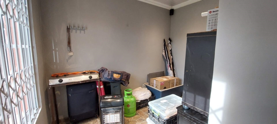 3 Bedroom Property for Sale in Brackenhurst Gauteng