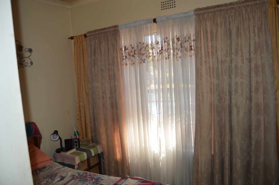 3 Bedroom Property for Sale in Brackendowns Gauteng