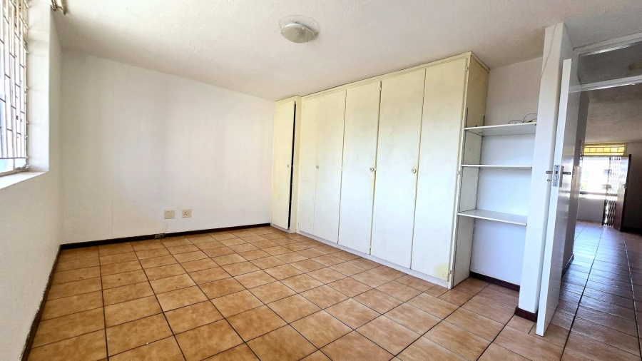 1 Bedroom Property for Sale in Hatfield Gauteng
