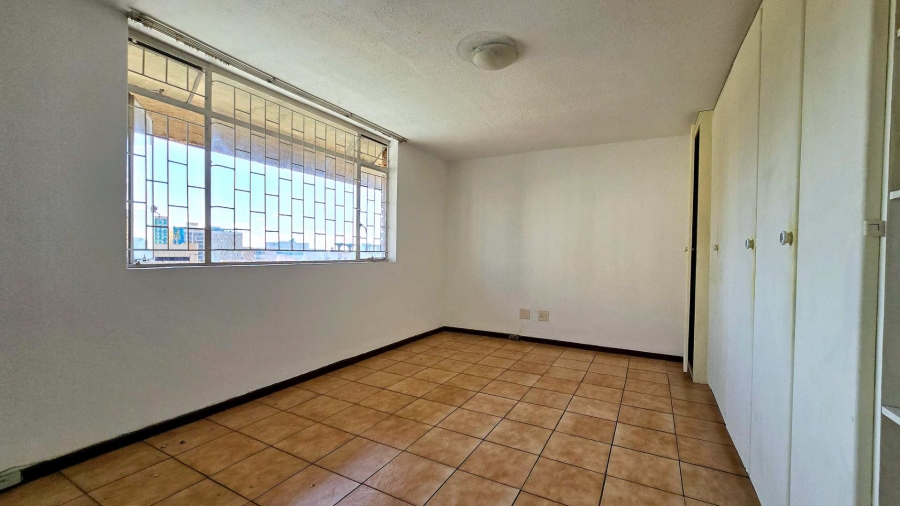 1 Bedroom Property for Sale in Hatfield Gauteng