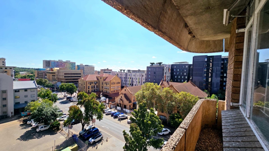 1 Bedroom Property for Sale in Hatfield Gauteng