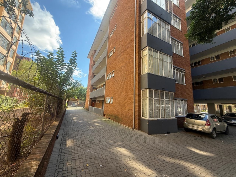2 Bedroom Property for Sale in Sunnyside Gauteng