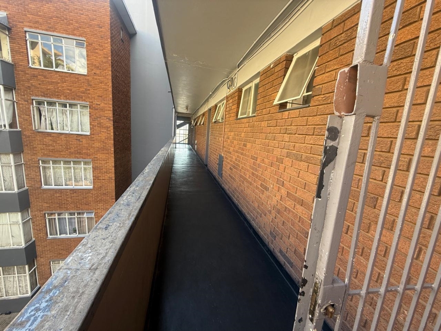 2 Bedroom Property for Sale in Sunnyside Gauteng