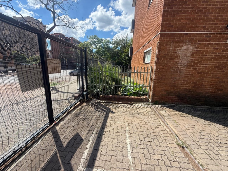 2 Bedroom Property for Sale in Sunnyside Gauteng