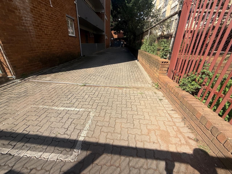 2 Bedroom Property for Sale in Sunnyside Gauteng