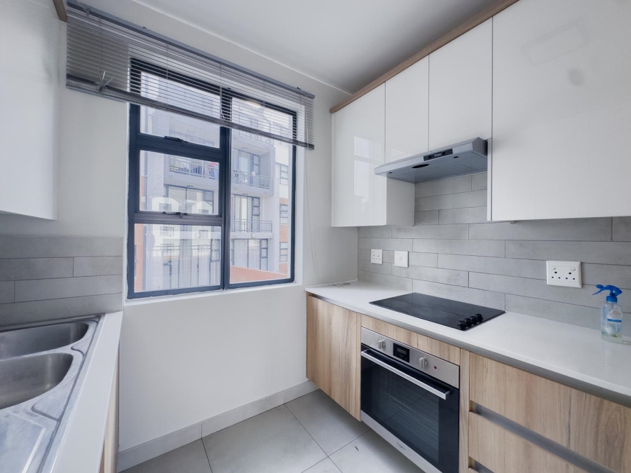 2 Bedroom Property for Sale in Lombardy Estate Gauteng